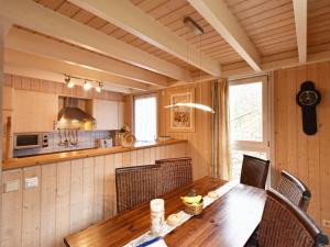Holiday Home Ostseeblick mit Whirlpool und Kamin by Interhome