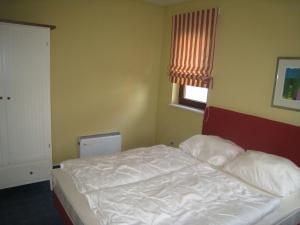 Holiday Home am Wasser mit Terrasse und Kaminofen by Interhome