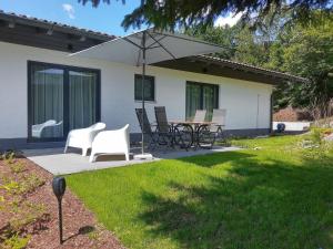Apartment Familienappartement BayVista mit Terrasse by Interhome