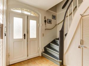 Apartment Wohnung für sechs Personen im Dachgeschoss by Interhome