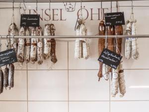 Apartment Wohnung für sechs Personen im Dachgeschoss by Interhome