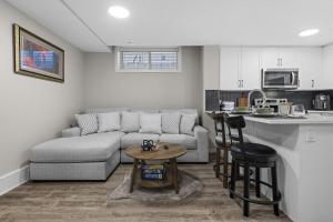 Private Guest Suite in SE Calgary 5 minutes to South Health Campus & Seton YMCA