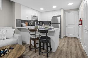 Private Guest Suite in SE Calgary 5 minutes to South Health Campus & Seton YMCA
