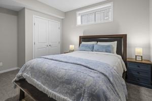 Private Guest Suite in SE Calgary 5 minutes to South Health Campus & Seton YMCA