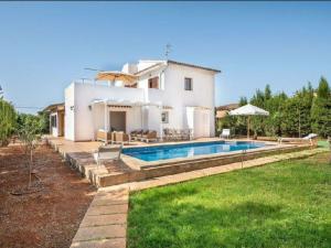 Holiday Home Pol by Interhome