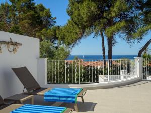 Holiday Home Villa Canela B11 by Interhome