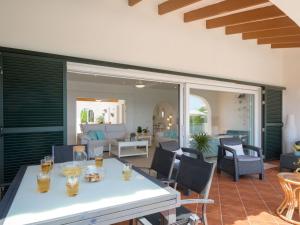 Holiday Home Villa Ponti A5 - direkt am Meer by Interhome