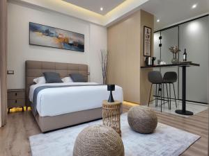 Retreat with Private Balcony and Gym