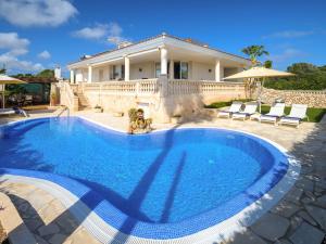 Holiday Home Villa Rafael Menorca by Interhome
