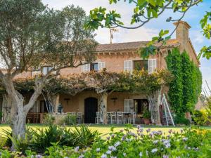 Holiday Home Finca Rustica Felostal by Interhome