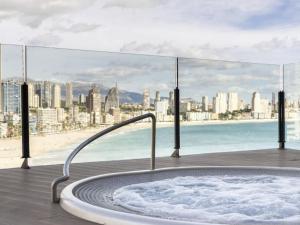 Apartment Luxuriöses Apartment mit Pool und Garage am Poniente Beach! by Interhome