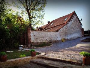 Holiday Home Liebevoll renoviertes Ferienhaus als Teil eines kleinen Bauernhauses mit abgesc by Interhome