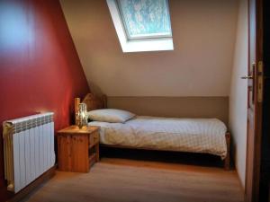 Holiday Home Liebevoll renoviertes Ferienhaus als Teil eines kleinen Bauernhauses mit abgesc by Interhome