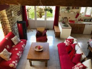 Holiday Home Gemütliches Haus in der Bucht von Mont-Saint-Michel by Interhome