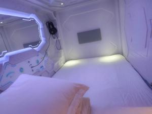 AWA Hotel Small Private Single Capsules-also name as Single Rooms