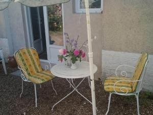Holiday Home Maison le Pressoir in Vallières-les-Grandes by Interhome