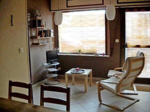 Apartment Wohnung am Rheinufer in Kunheim by Interhome