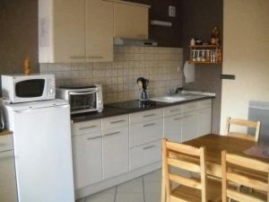 Apartment Wohnung am Rheinufer in Kunheim by Interhome