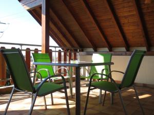 Apartment LES BRIMBELLES by Interhome