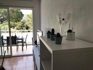 Apartment Domaine Sainte-Maxime Park - Voller Süden by Interhome