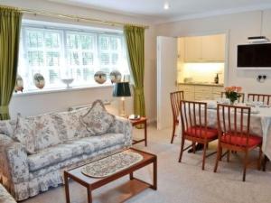 Holiday Home Gehöft 4 by Interhome