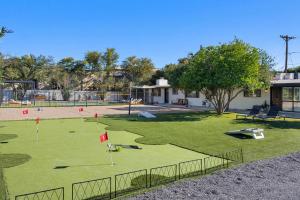 Paradise Valley Estate Pool Hot tub Old Town