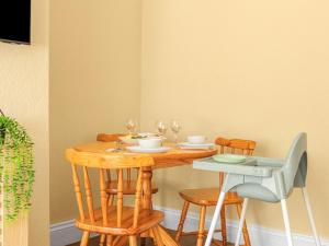 Holiday Home 3-Bett-Haus mit Parkplatz und Büro by Interhome