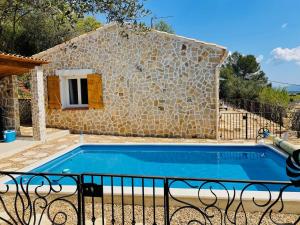 Holiday Home Villa Les Alloes by Interhome