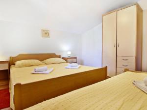 Apartment ALEX 2 KAT by Interhome