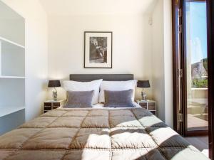 Holiday Home Schickes und modernes Maisonette im Stadtzentrum by Interhome