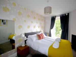 Apartment Appartement mit Meerblick in Torquay by Interhome