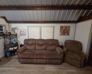 Dodos Place on 22 acres outside of Smithville, TX