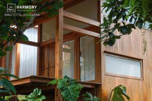 Harmony Botanic Garden Stay - 300 Plant Species , Natural Stream and Small Pool