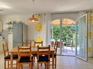 Apartment Appartement Savic M by Interhome