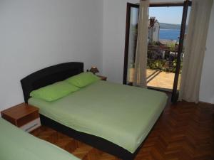 Apartment Wohnung für 6 Personen mit Terrasse by Interhome