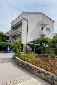 Apartment Wohnung Ruhige Lage Drago by Interhome