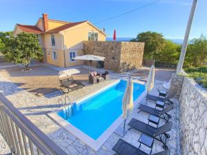 Holiday Home Villa Vrh mit eigenem Pool by Interhome