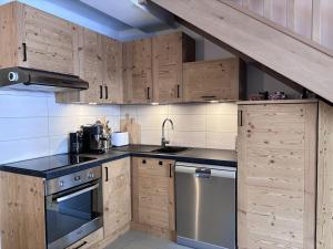 Duplex 4P+Mezzanine, 10 Pers, Près Téléphérique & Commerces - FR-1-464-263