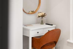 Spacious 3-Bed London House, Ideal for Long Stays