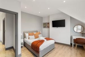 Spacious 3-Bed London House, Ideal for Long Stays