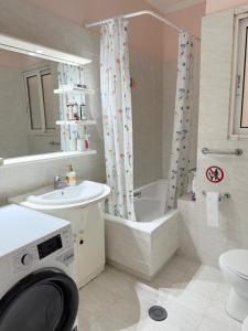 Zeus Beach Condo