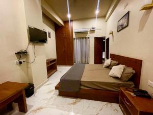 Green hillock hotel