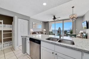 Beach Club - Catalina 902-1 bed 2Bath