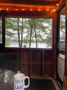 Northwoods Lake Content Cabin