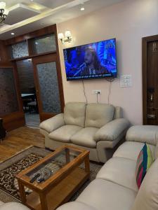 Riyansh Villa