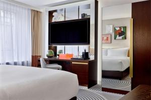 Neues Schloss Privat Hotel Zurich, Autograph Collection