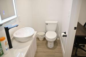 Luxe Ensuite in Shared Home-Minutes to USC