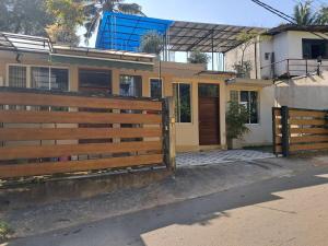 Transit Sanctuary Makumbura - Cozy 1BR near Highway