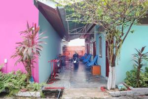 OYO 681 Paradise Hotel