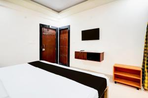 Hotel O Sri Vishnu Prime Opposite The Studio Salon, Kundalhalli Gate